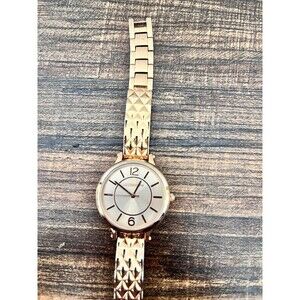 Vintage 90's Liz Claiborne Watch Women’s Gold Toned Bangle Bracelet